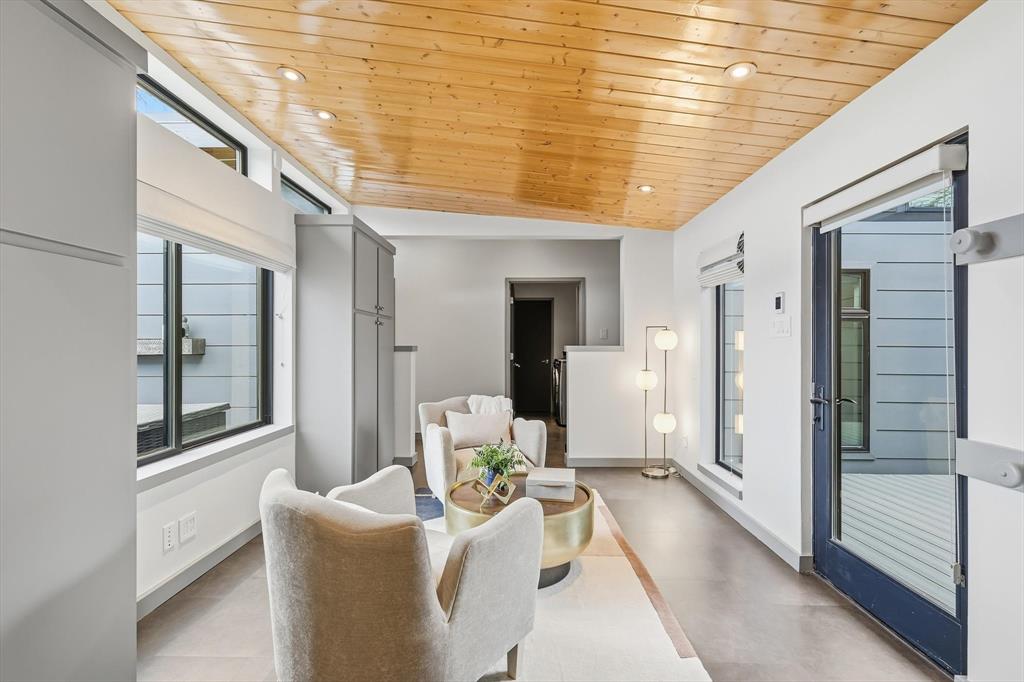 Lake Highlands - Residential