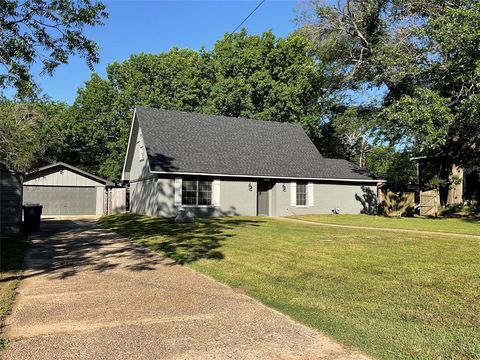 A home in Corsicana