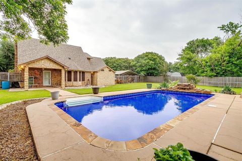 3106 Crockett Street Granbury TX 76049
