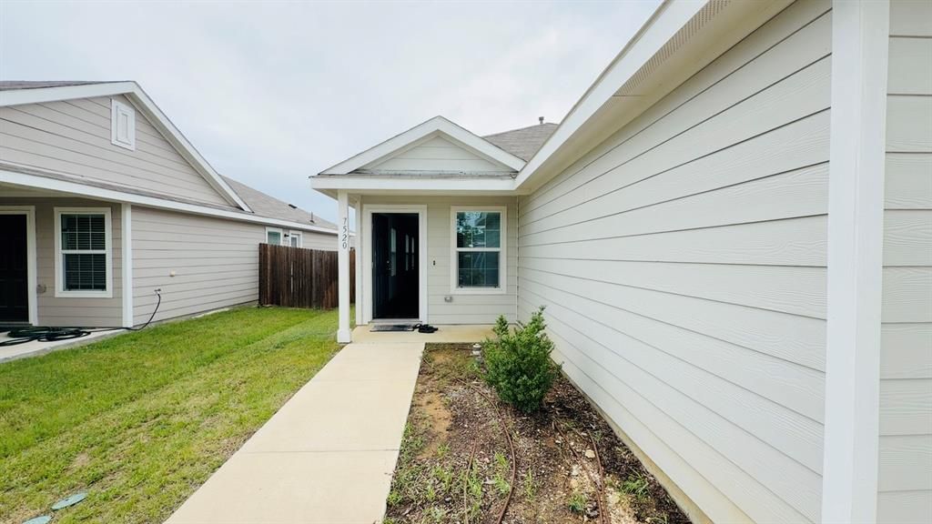 Photo of 7520 Gray Wolf Lane, McKinney, TX 75071 (MLS # 21300030)