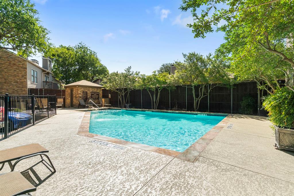 Oaks on Montfort - Residential Lease