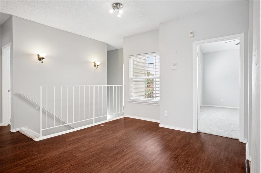 Oaks on Montfort - Residential Lease