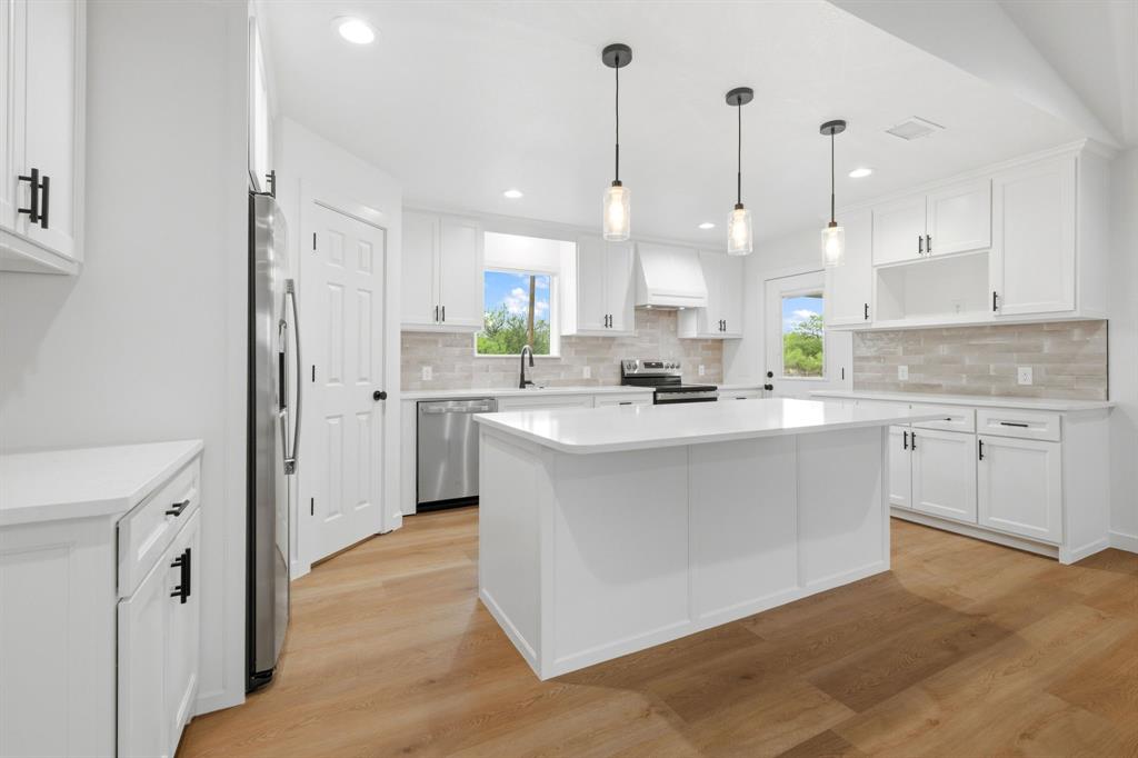 NORTH VILLAGE - BAIRD - Residential