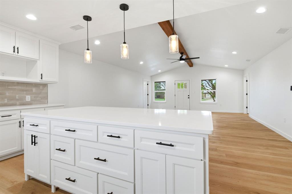 NORTH VILLAGE - BAIRD - Residential