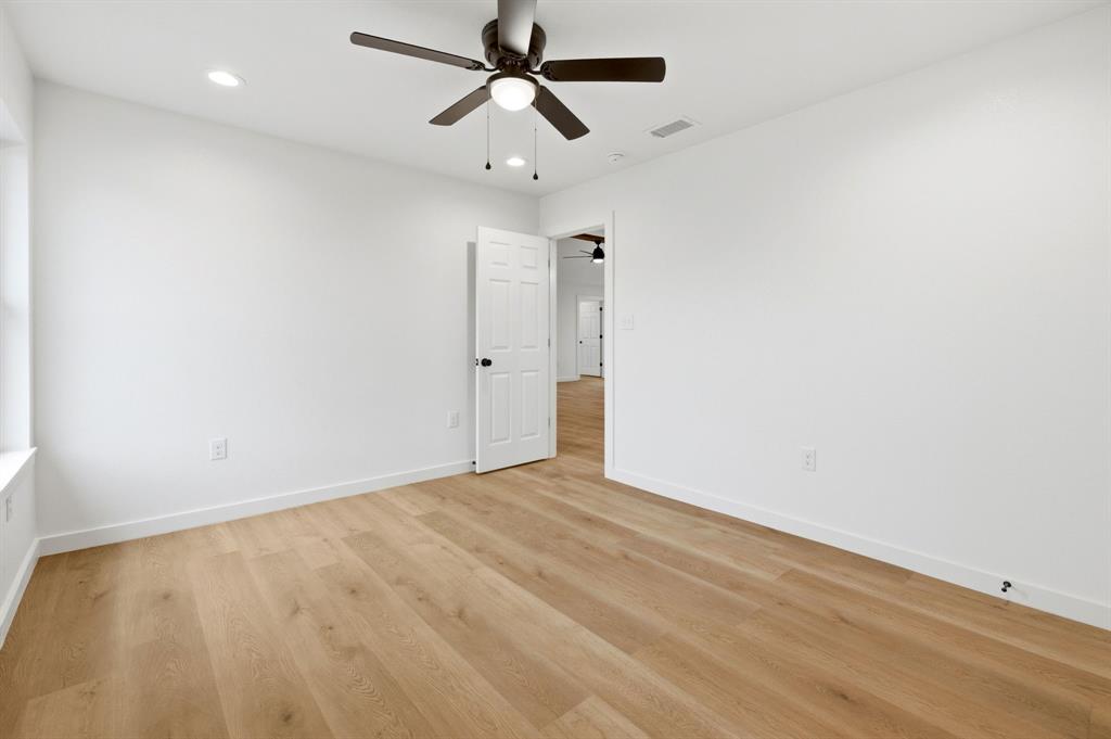 NORTH VILLAGE - BAIRD - Residential