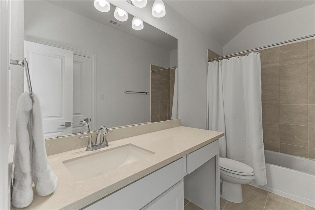 Edgewater Ph 1 - Residential Lease