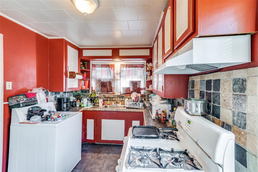 Hampton Square - Residential