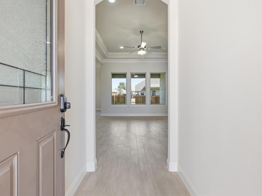 724 Raylan Street
