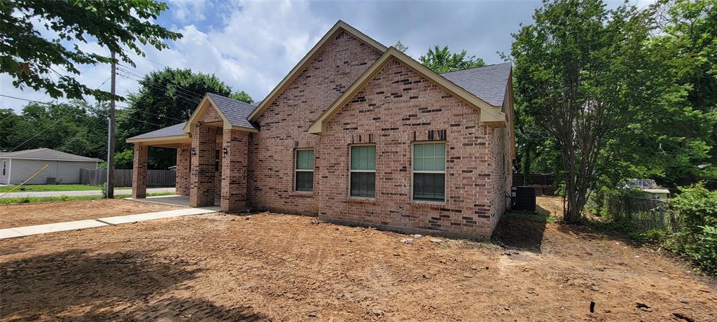 1305 Dewberry Drive