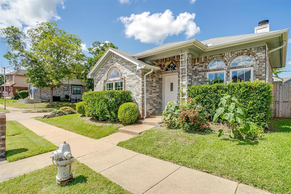 802 Greenridge Drive