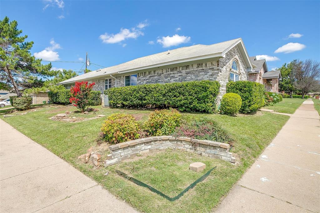 802 Greenridge Drive