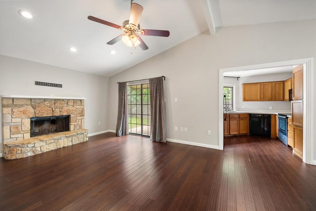 1406 Colonnade Drive