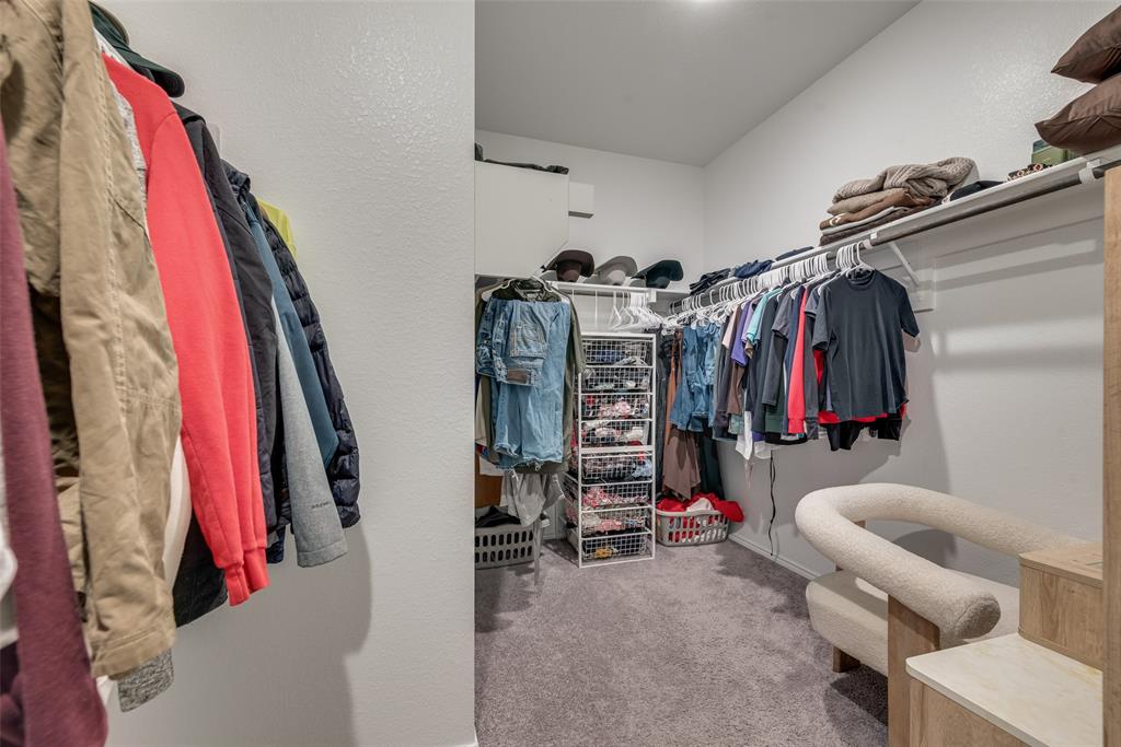 3208 Apple Creek Avenue