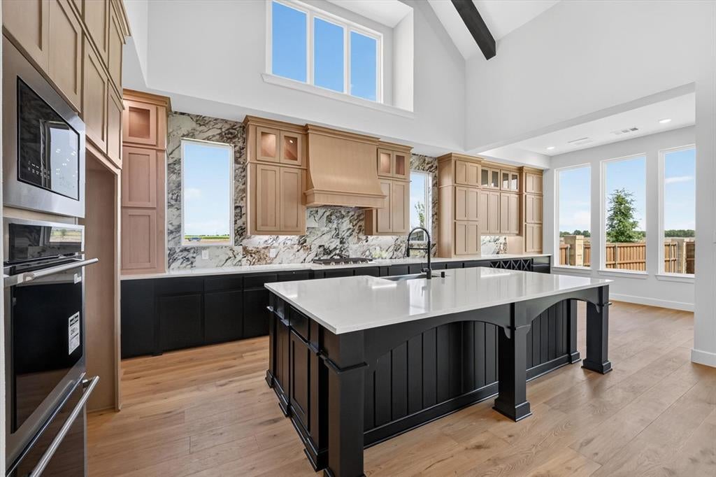 2600 Paddington Drive