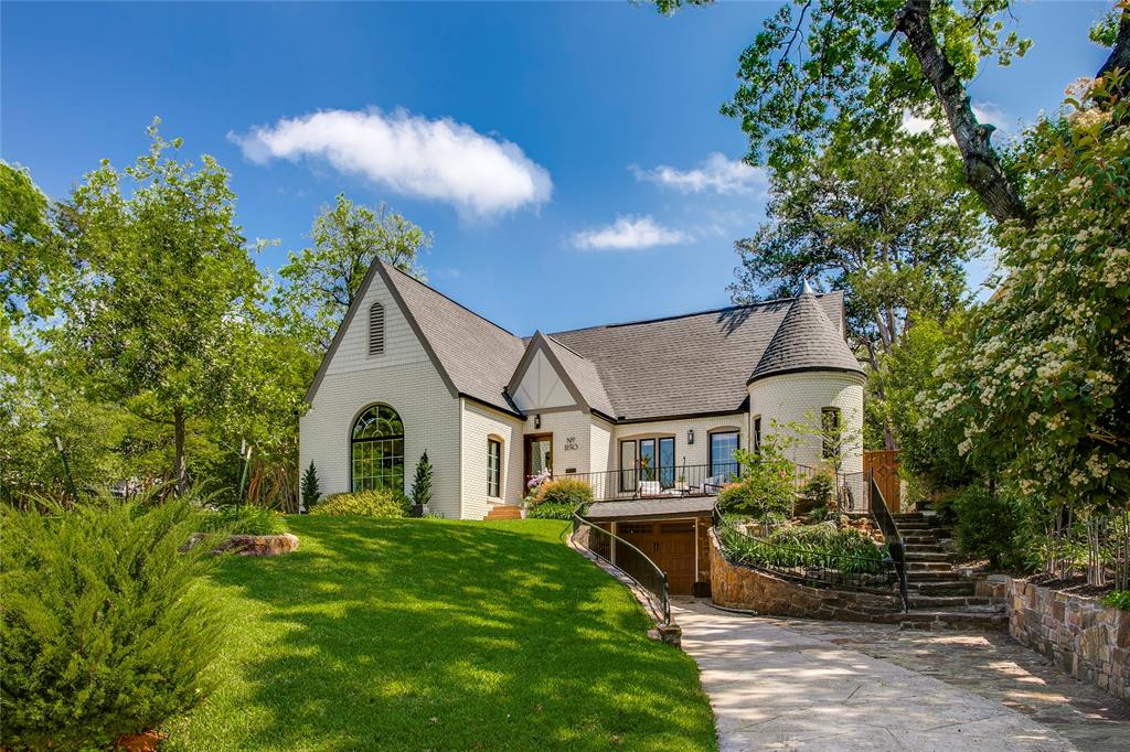 1150 N Canterbury Court