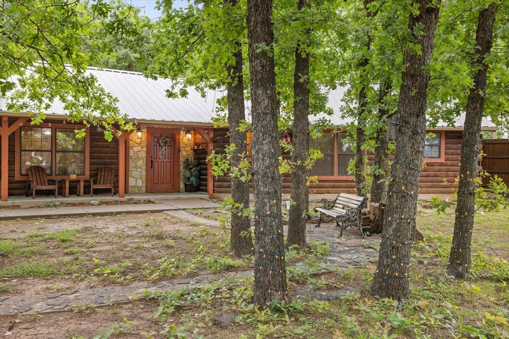 502 Western Hills Trail