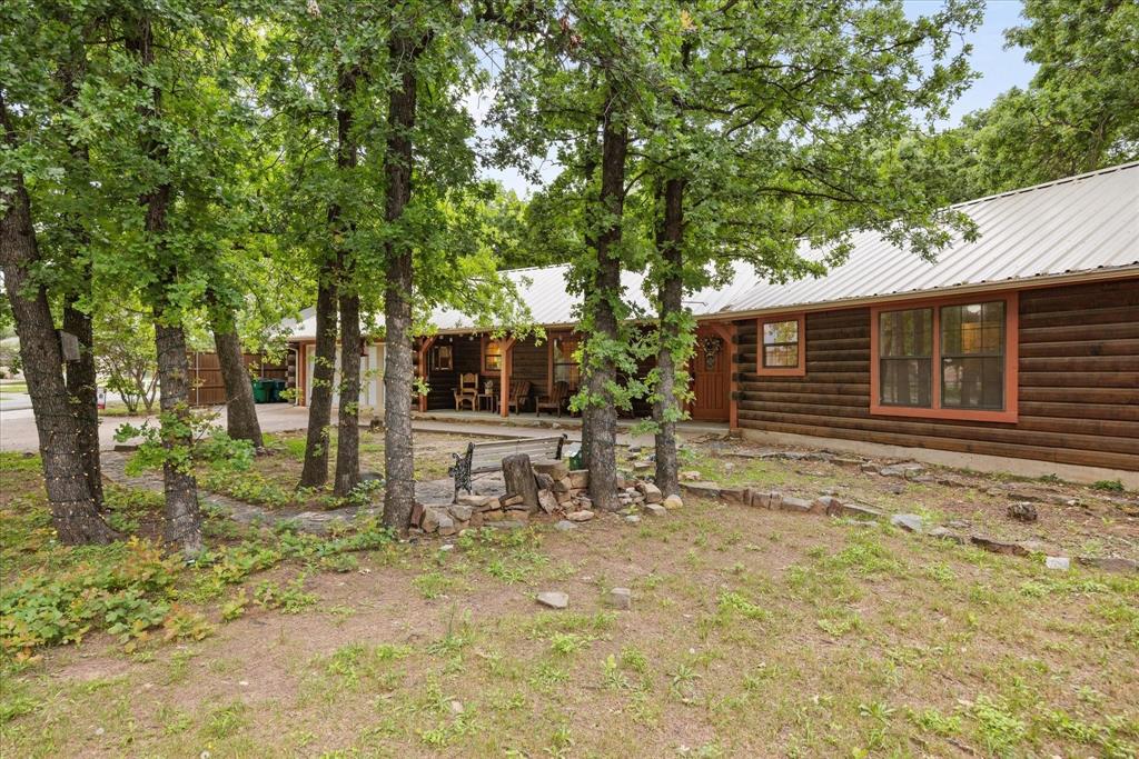502 Western Hills Trail