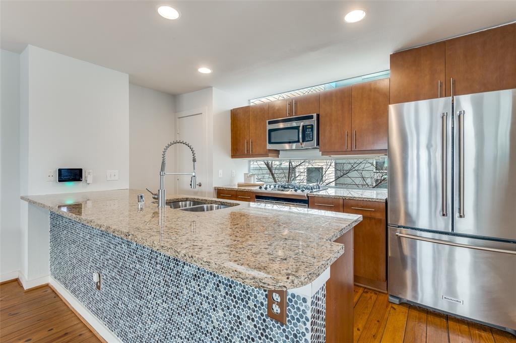 Hawthorne Street Twnhms - Residential