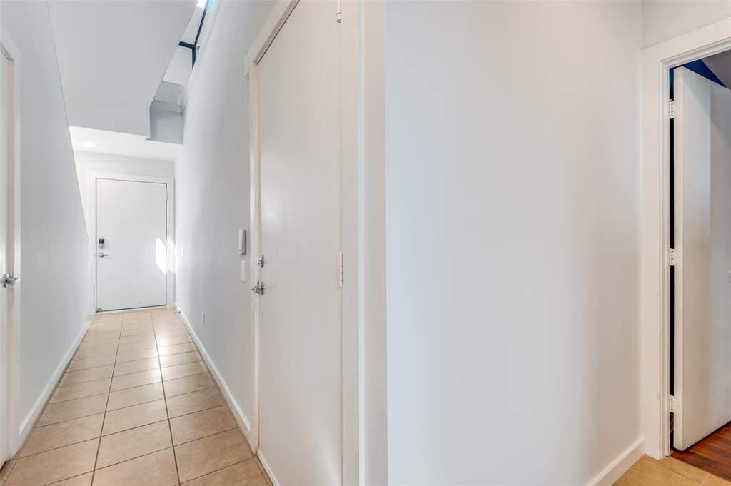 Hawthorne Street Twnhms - Residential