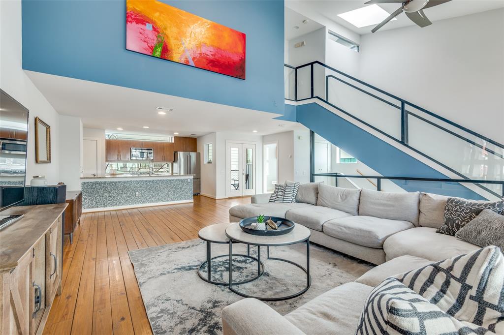 Hawthorne Street Twnhms - Residential