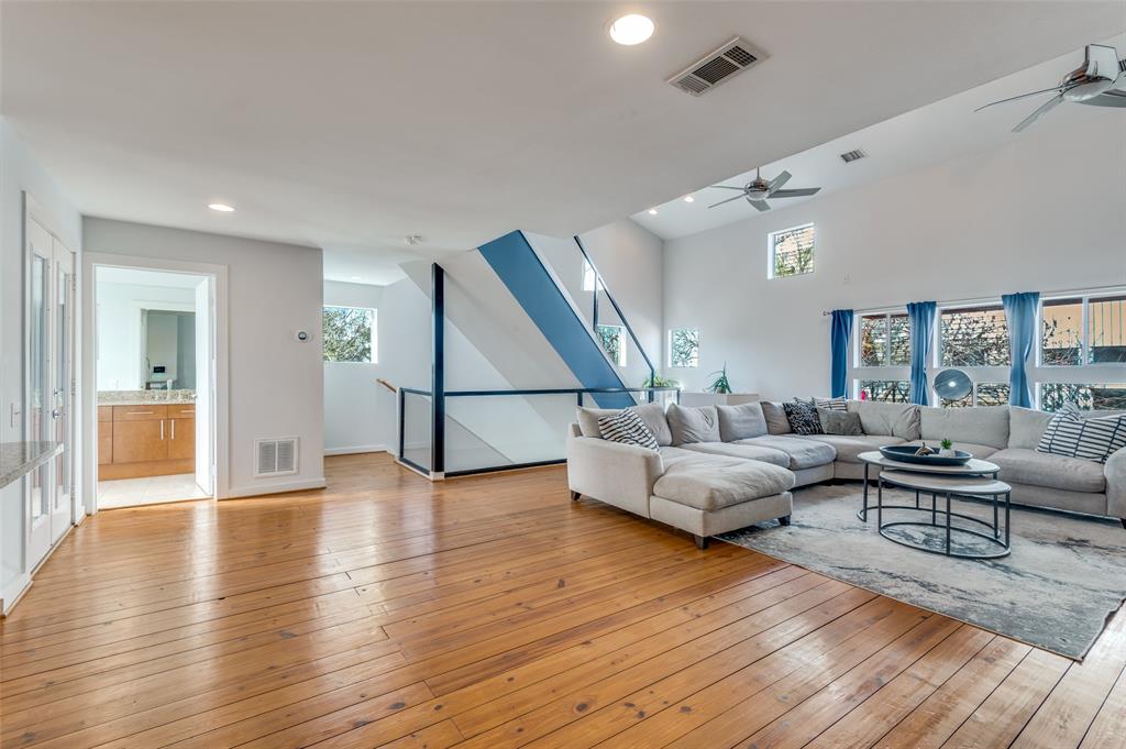 Hawthorne Street Twnhms - Residential