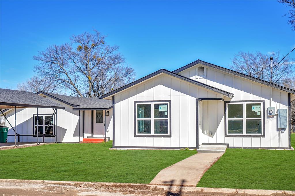 402 W College Street