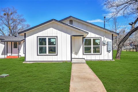 402 W College Street Jacksboro TX 76458