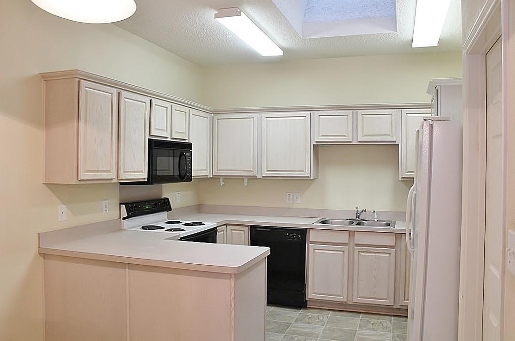 Hickory Creek Heights - Residential Lease