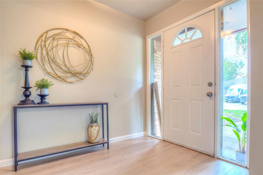 1803 W Cedar Elm Drive