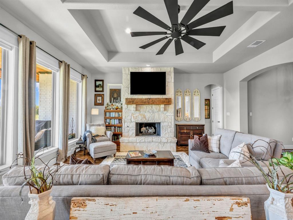 1217 Crown Valley Drive