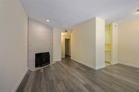4623 Gaston Avenue 7 Dallas TX 75246