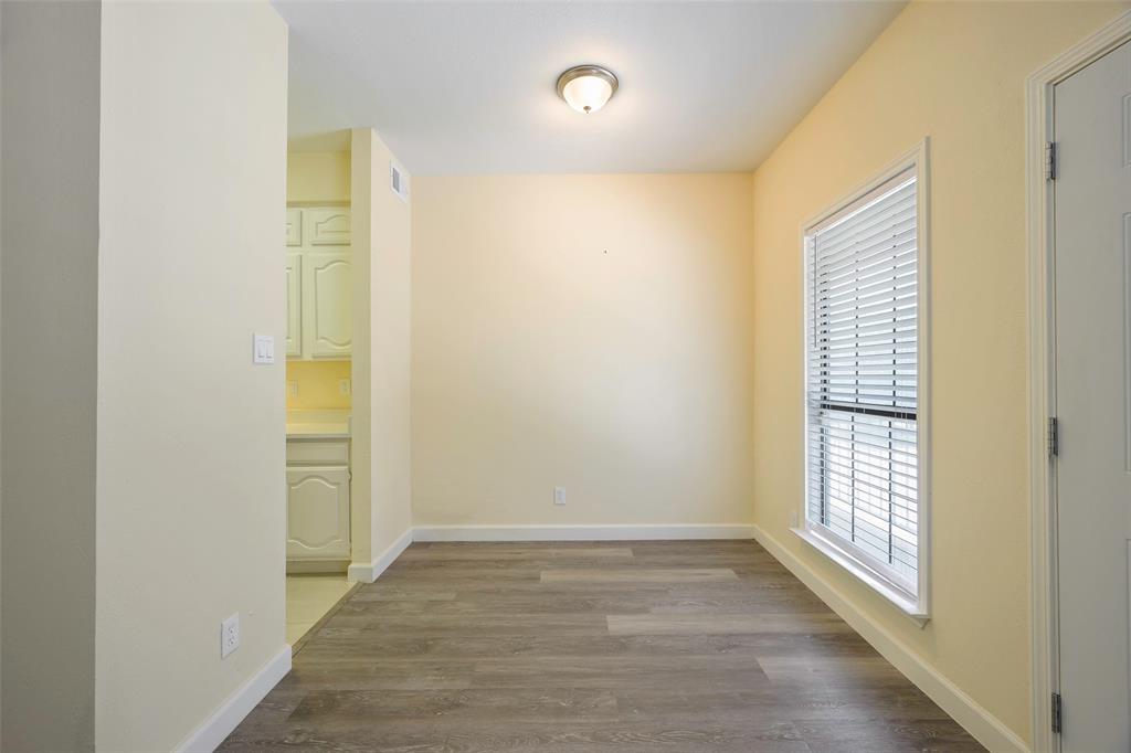 4623 Gaston Avenue 7