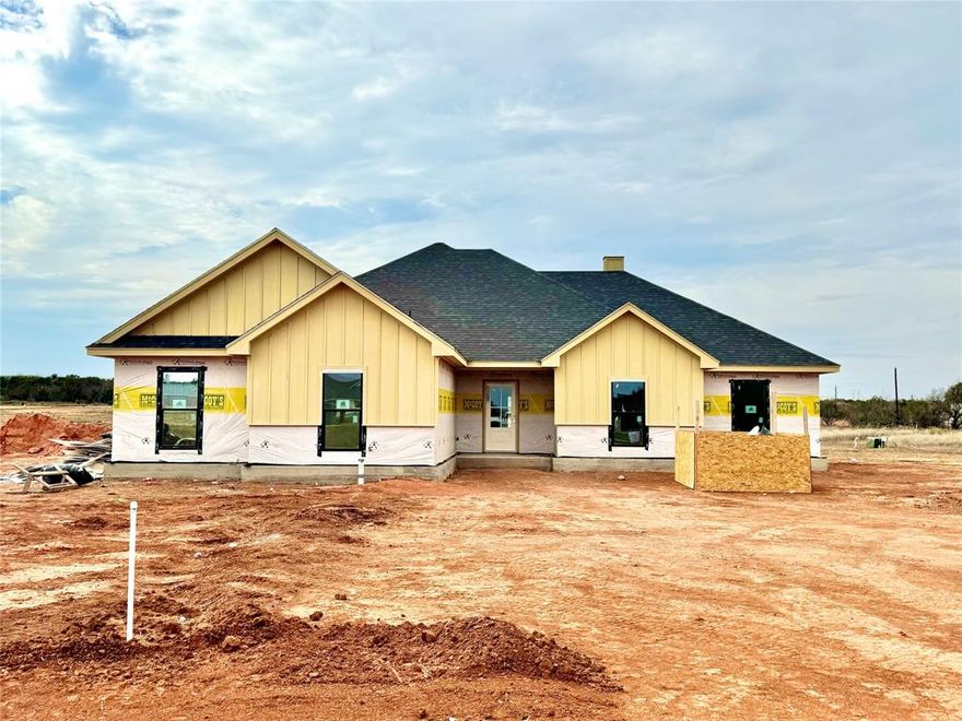 owner-agent - Stop what you're doing and take a look at this! A new build in Holloway Farms is in progress, featuring 4 bedrooms and 2 bathrooms,
complete with all the modern conveniences. This home will include a high cathedral ceiling, tile flooring, quartz countertops, upgraded appliances, and landscaping-sprinkler system in the front yard. Have I mentioned that the builder incorporates spray foam insulation in the walls for enhanced energy efficiency? Book an appointment to see this one today!