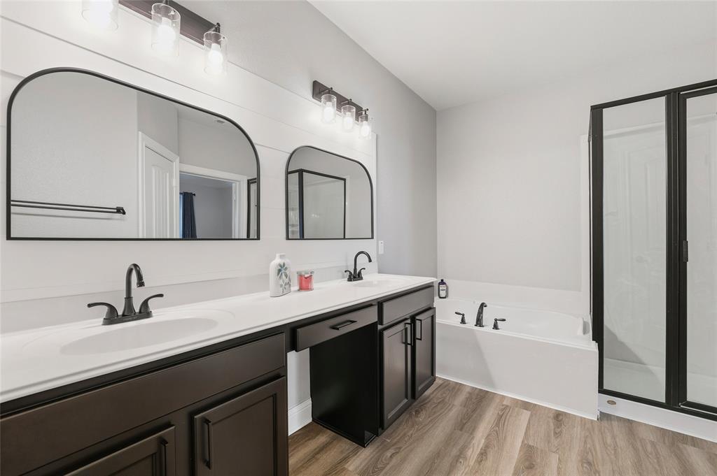 Fairways of Champion Circle - Residential