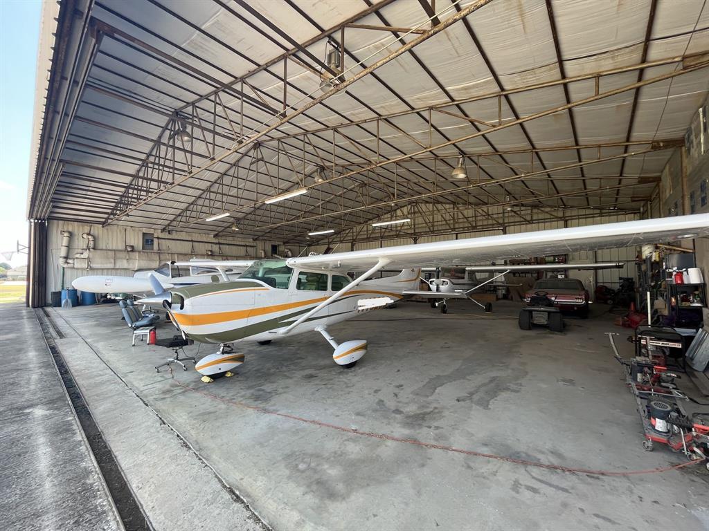 AERO COUNTRY ESTATES - Commercial Sale