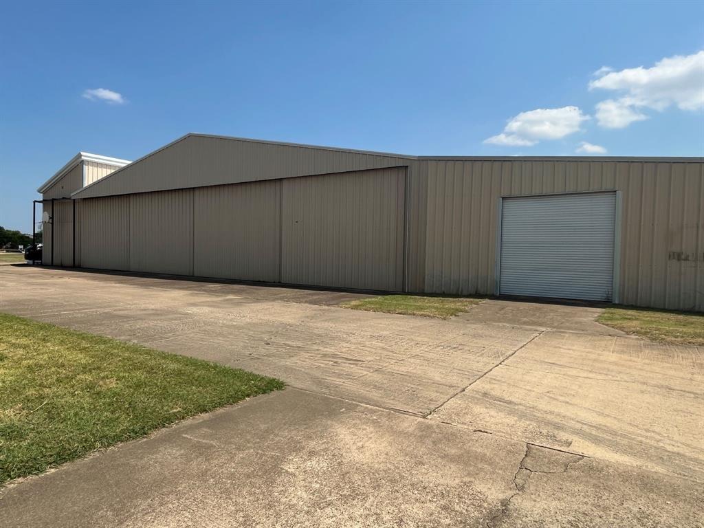 AERO COUNTRY ESTATES - Commercial Sale