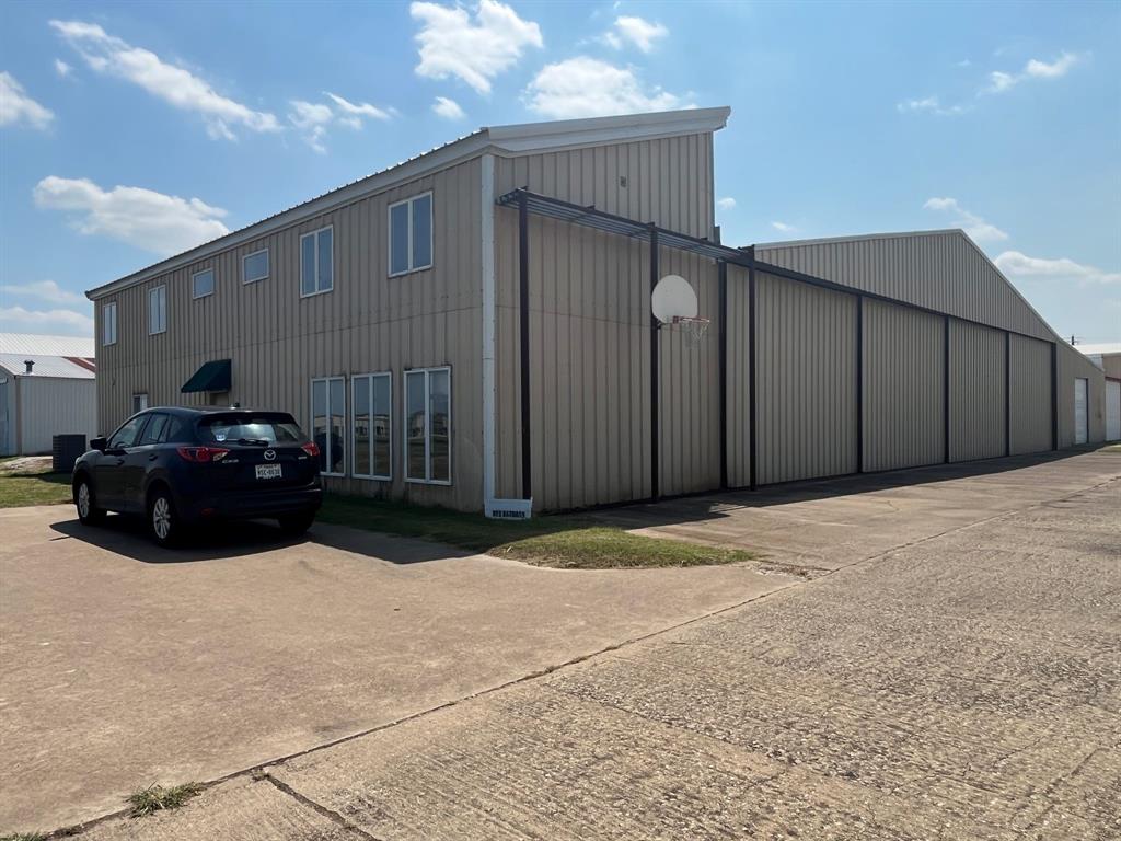 AERO COUNTRY ESTATES - Commercial Sale