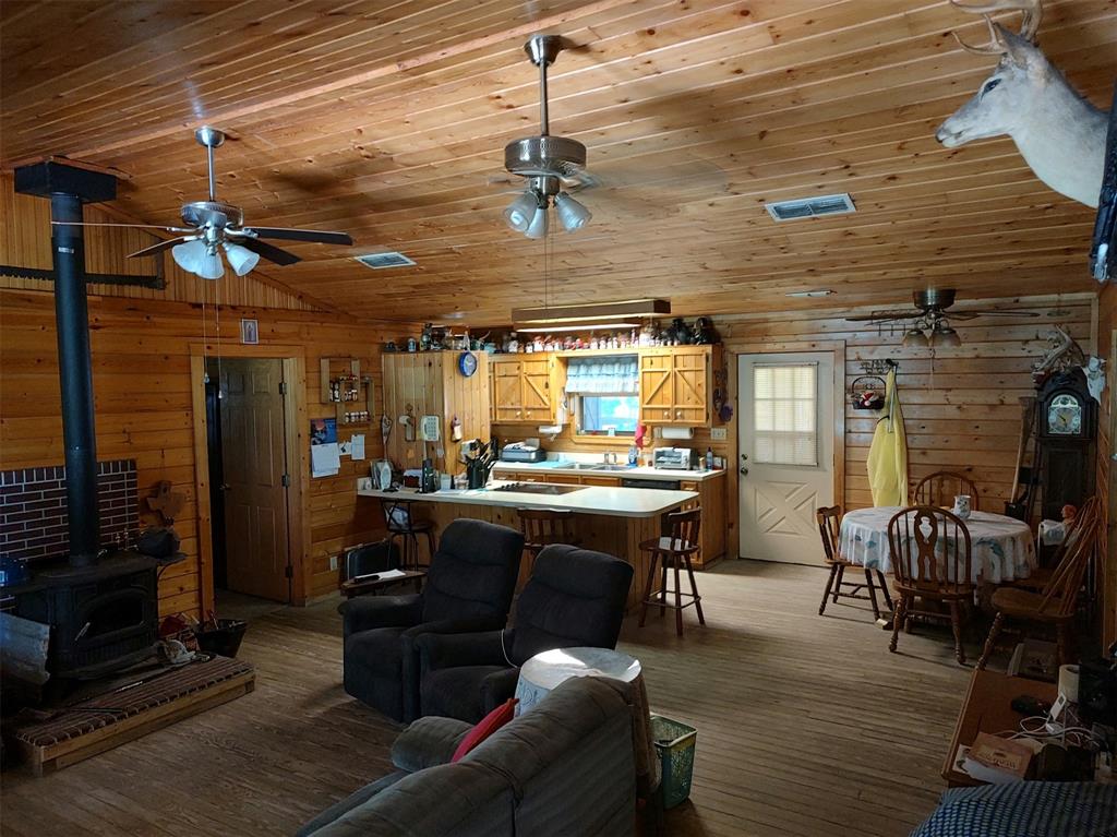1061 CR 1807 4 ACRES