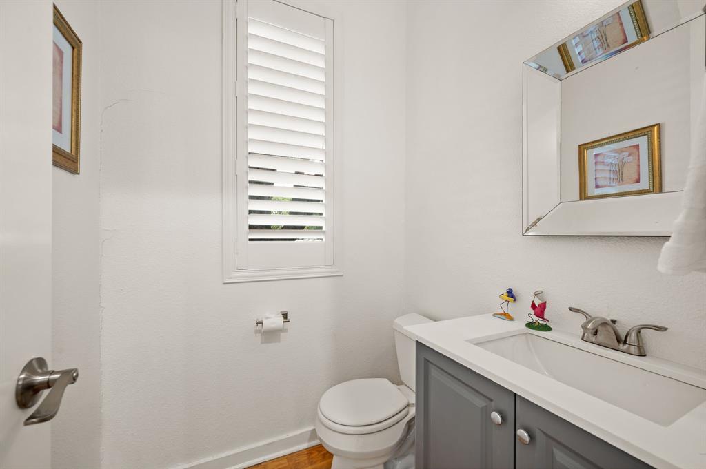 3320 Douglas Ave - Residential