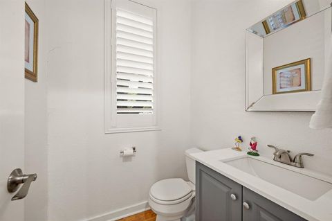 Tiny photo for 3320 Douglas Avenue #C, Dallas, TX 75219 (MLS # 21100717)