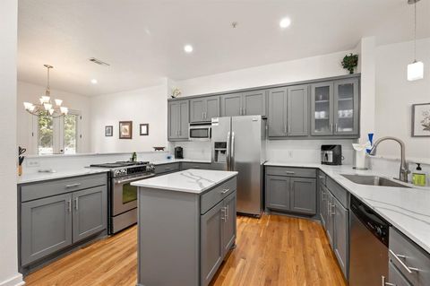 Tiny photo for 3320 Douglas Avenue #C, Dallas, TX 75219 (MLS # 21100717)