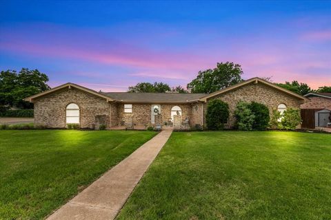 1004 Mockingbird Street Stephenville TX 76401