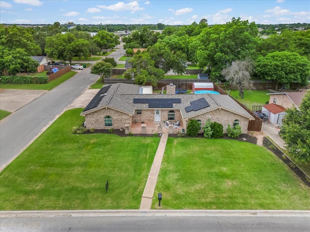 1004 Mockingbird Street