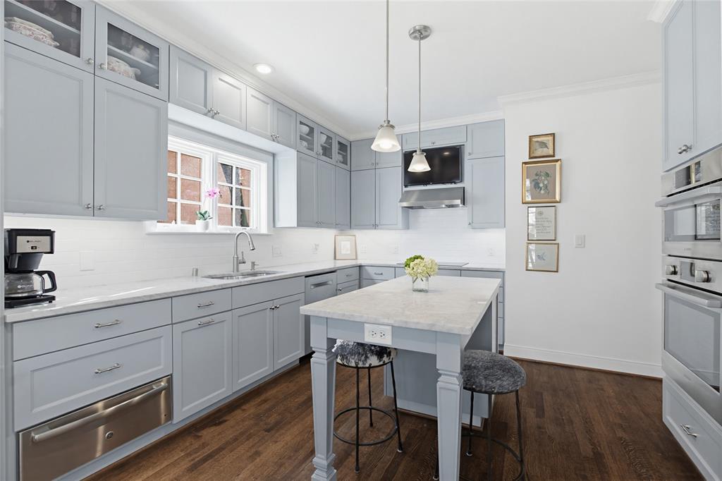 Savoy Condominiums - Residential