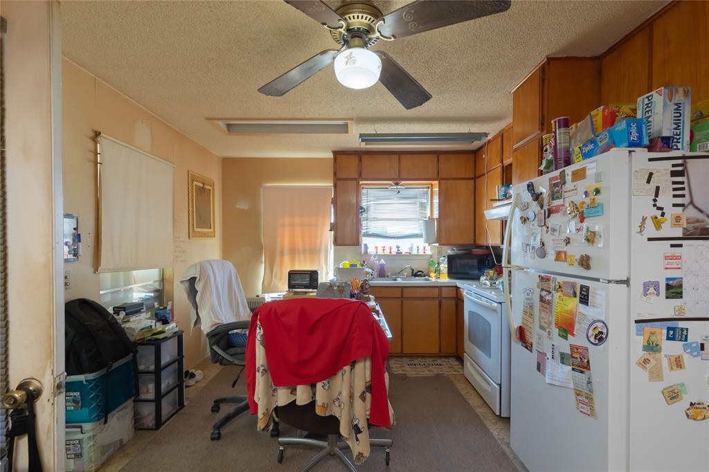 na - Commercial Sale