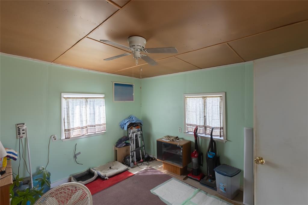 na - Commercial Sale