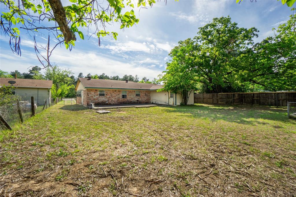 G DEL TORO - Residential