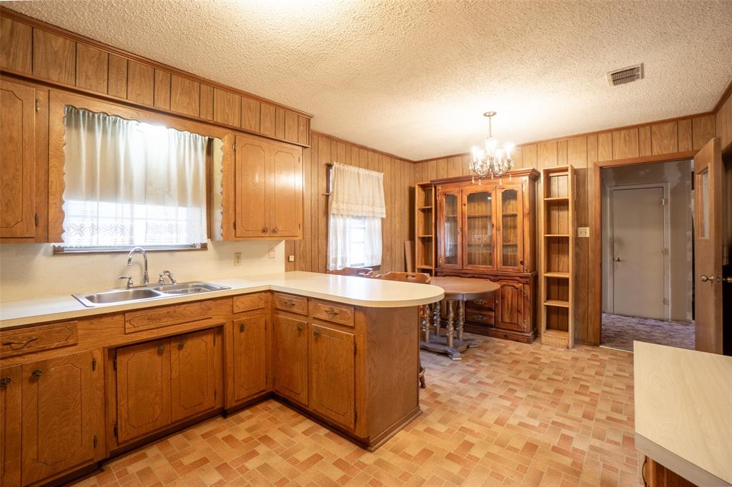 G DEL TORO - Residential