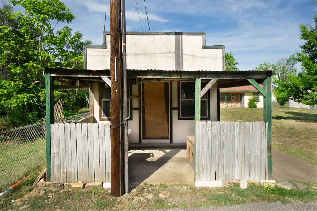 G DEL TORO - Residential