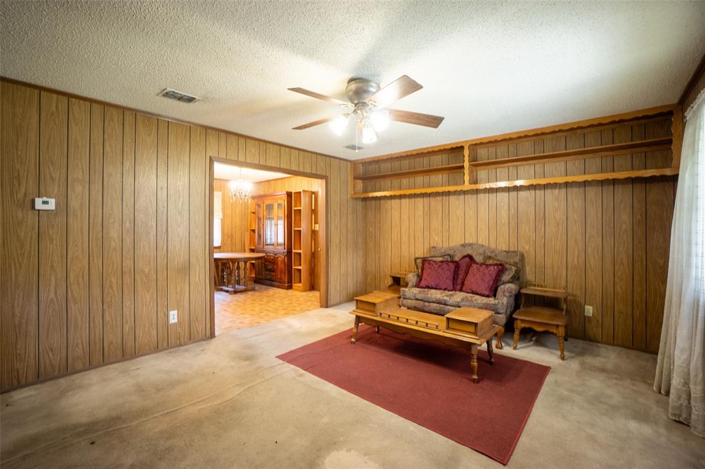 G DEL TORO - Residential